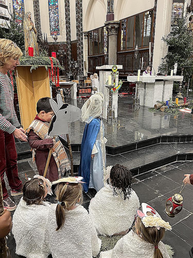 De Klimop: viering en kunstwerk-4 