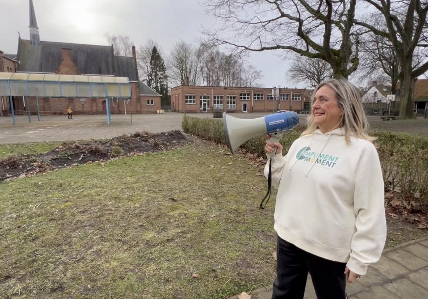 Bezielster Gina in school in Brugge © Chris De Groote