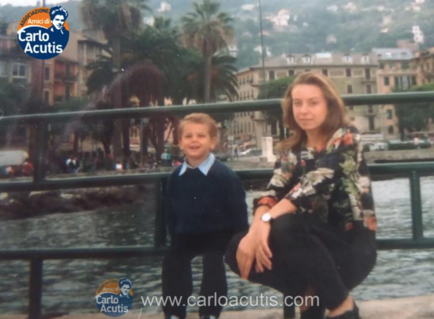 De kleine Carlo Acutis met de Poolse babysitter Beata © www.carloacutis.com / Facebook Beata Acutis en Espana