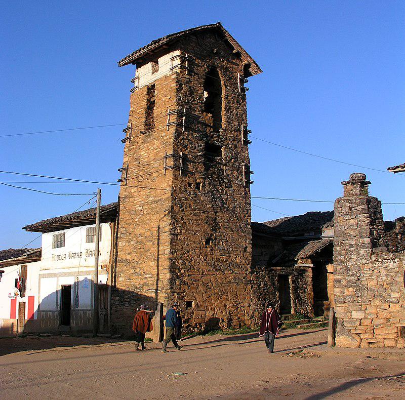 De kerktoren van Jalca © Wikipedia