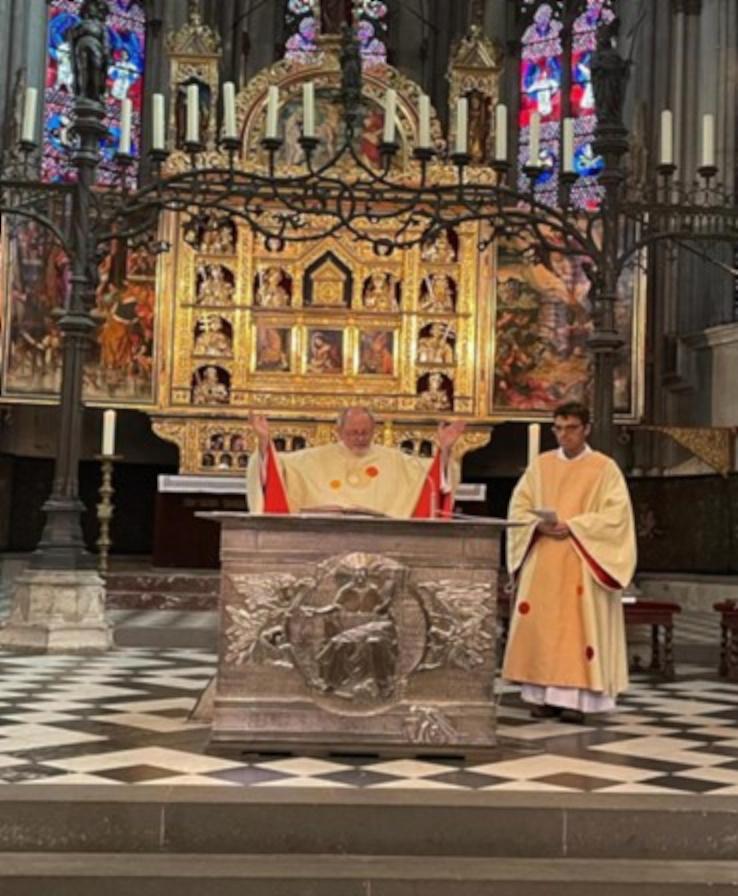 Pater Nicolaas en Jurgen in Xanten bij een uitstap met de abdijkring. © Ad Van de Wijdeven
