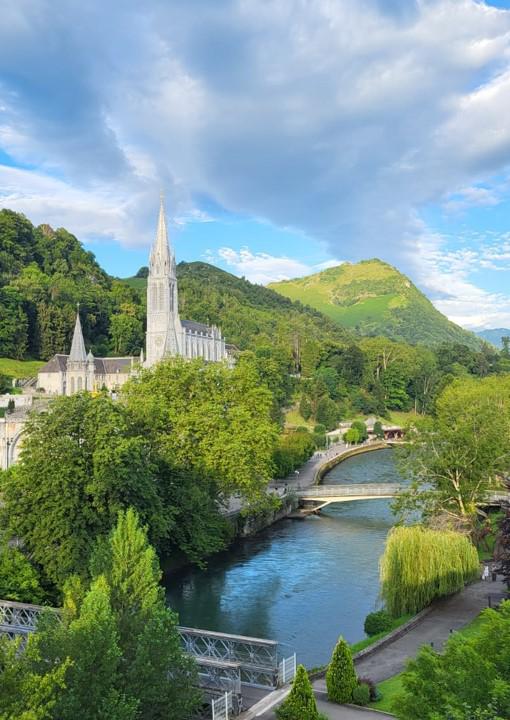 De Rozenkransbasiliek in Lourdes  © Pastorale zone Leuven aan de Dijle