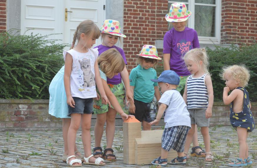 Luisterend oor(d) Sint-Truiden © Space for Grace Luisterend oor(d) Sint-Truiden © Space for Grace