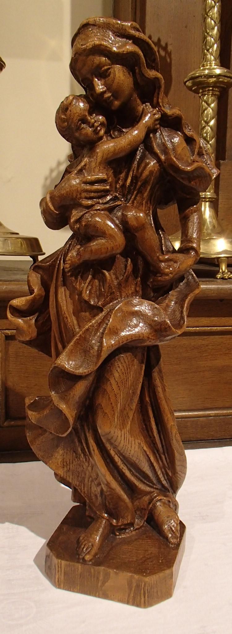 Mariabeeld uit Zuid Tirol in de kerk van Rode  © lw