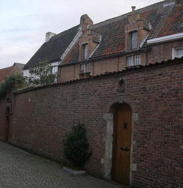 Acht zaligheden in Begijnhof van Mechelen © Ann Slaghmeulen/Onroerend Erfgoed Acht zaligheden in Begijnhof van Mechelen © Ann Slaghmeulen/Onroerend Erfgoed