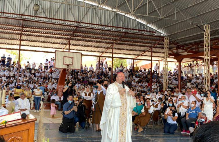 Nuntius Franco Coppola in Aguililla © Bisdom Apantzigan