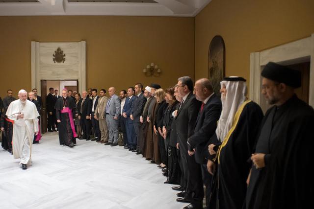 Paus Franciscus ontmoet religieuze leiders uit Irak © OSR
