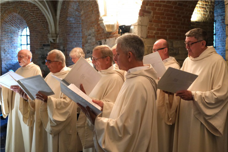 Oudenaarde bekoord met de Schola.png 