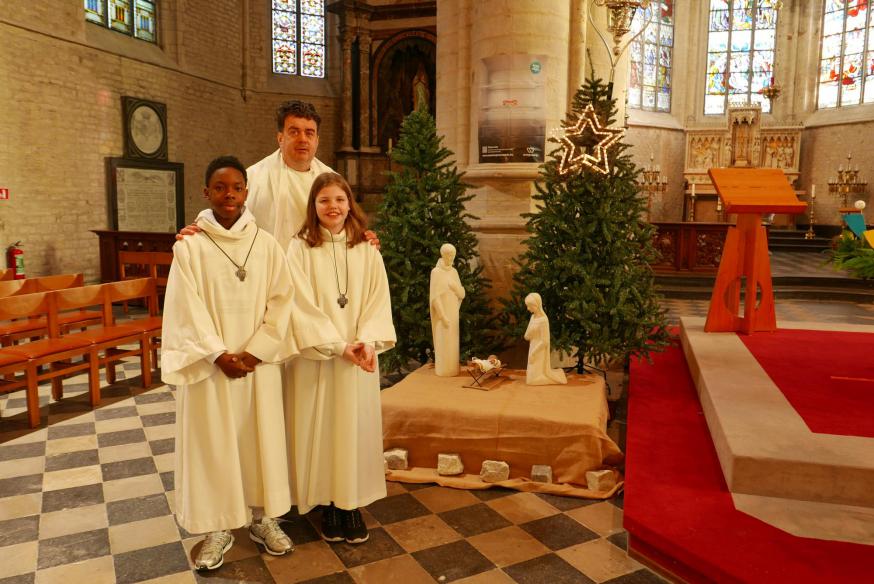 MISDIENAARS © @Leen