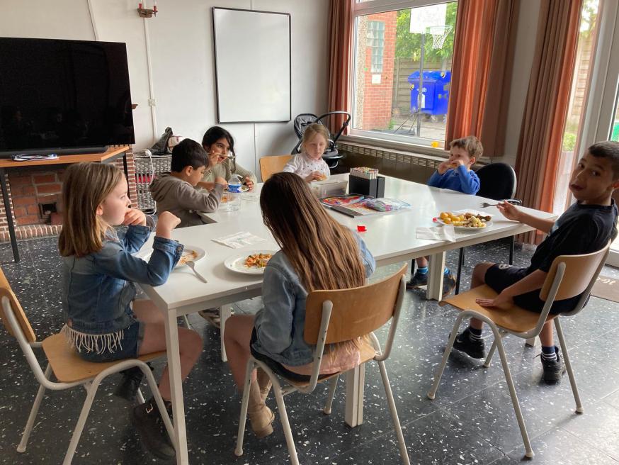 Hanna zorgde voor de kinderen © Gerda Happaerts