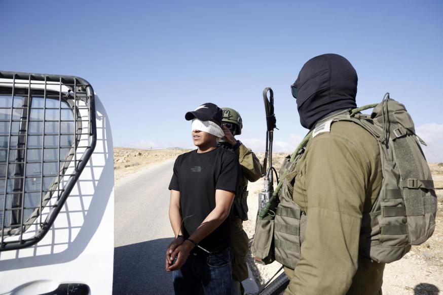 Palestina - arrestatie van herder in de Westelijke jordaanoever © Omri Eran-Vardi – Activestills