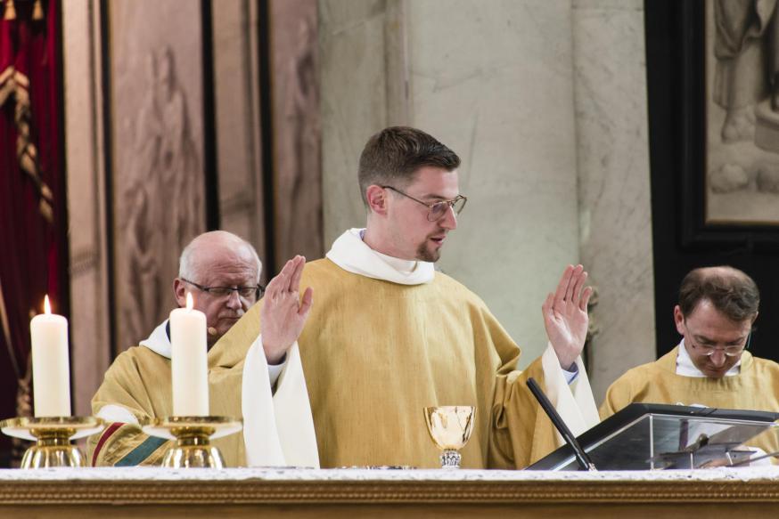 priesterwijding Mathias Dick - 3 juli 2022 © Bisdom Gent, foto: Martine Van Cauwenberghe