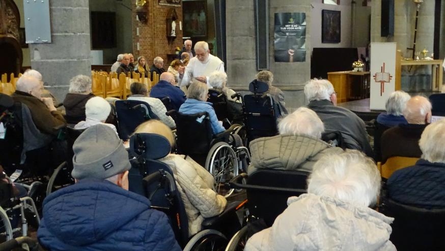 Witte Donderdag ziezlletkenzalving Samana © J. Follet