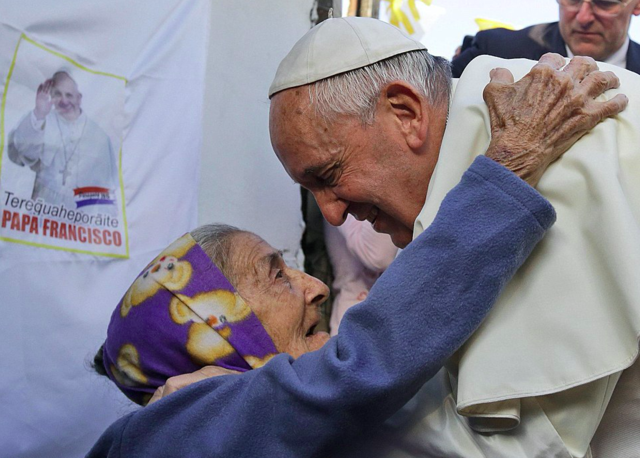 Franciscus en oude vrouw 