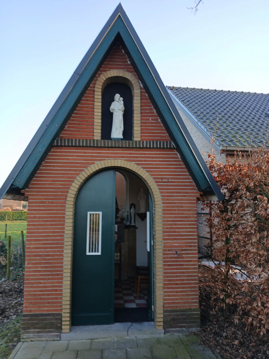 Sint-Jozef kapel Stekene buiten 