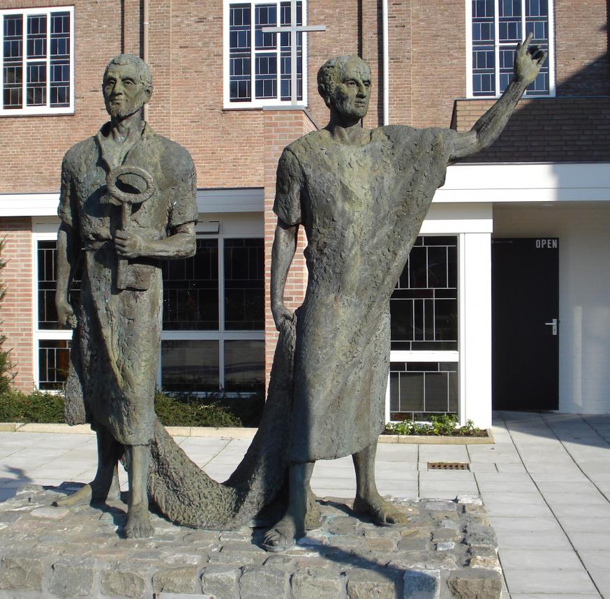 Kunstwerk HH. Petrus en Paulus te Soest van zuster Marie-José van der Lee (1912-2012), zuster van de Zusters Augustinessen van Sint-Monica © Wikifrits