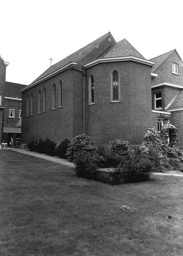 De kapel, gebouwd in 1875 