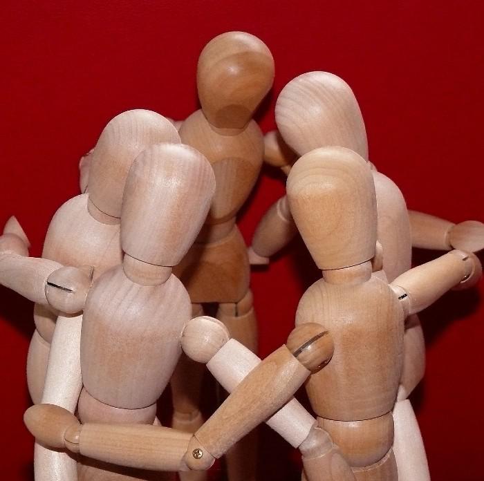 Steunfiguren © Christine Schmidt, via Pixabay