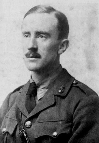 J.R.R. Tolkien tijdens WO I, op 24-jarige leeftijd. © Wikimedia 