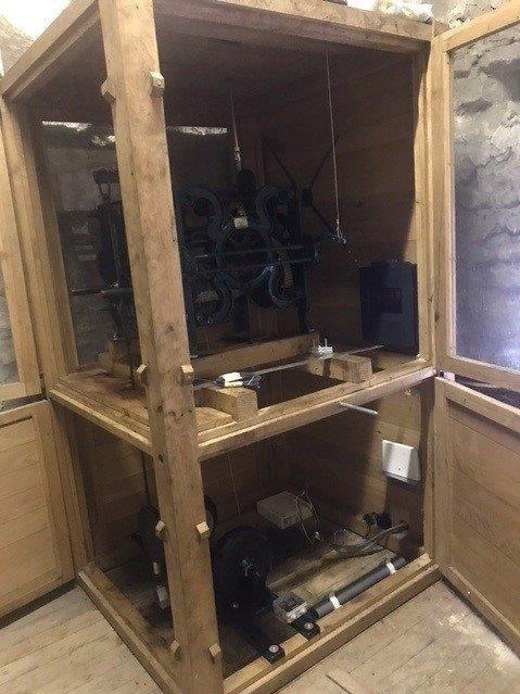 Restauratie klok 