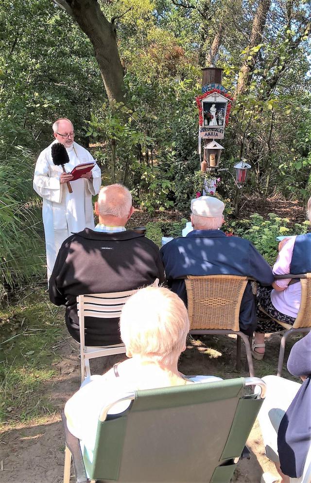 Inzegening kapelletje van 't Goor (Retie) © Bernadette Gevers