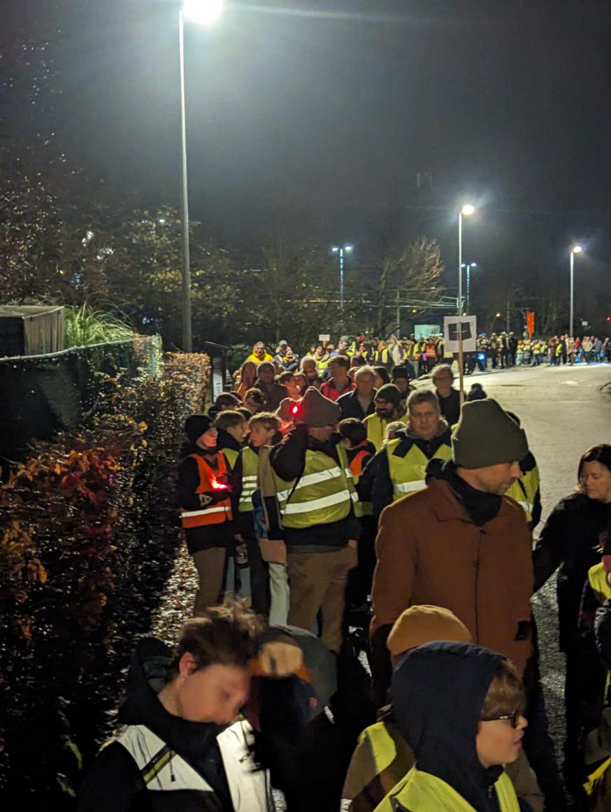 Vormelingen volgen het Licht van Kerstmis 