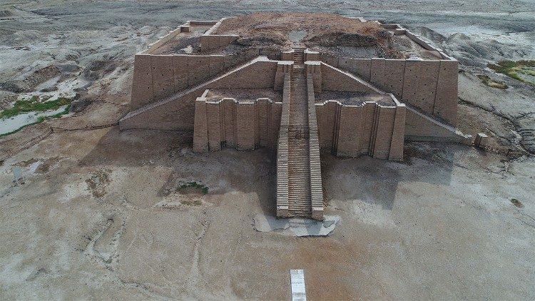 De toren van de Mesopotamische stad Ur © Vatican Media