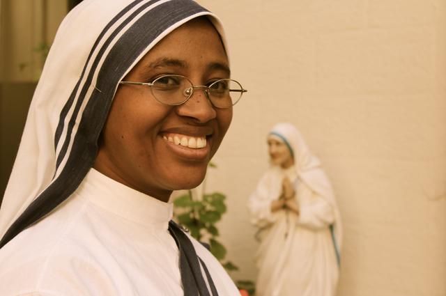 Zuster Albertina, even zacht en vriendelijk als haar grote voorbeeld. © LW