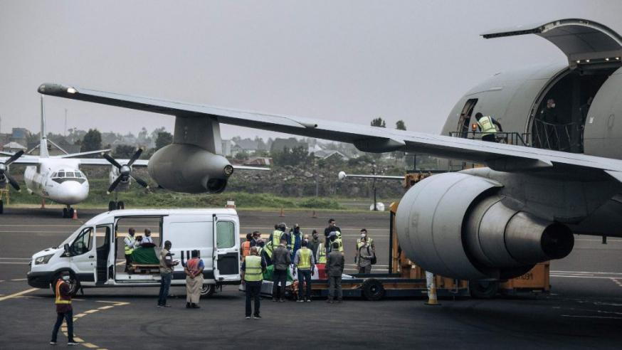 De aankomst vanmorgen, van de Italiaanse slachtoffers op de luchthaven in Rome © Vatican Media