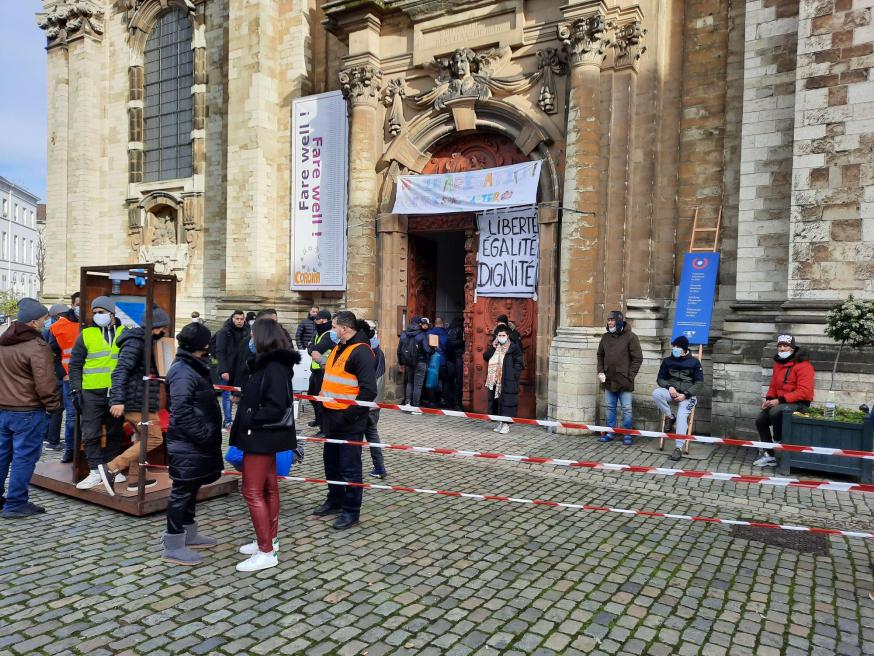 "Wij waren zaterdag verrast, maar niet helemaal verwonderd door de bezetting van de Begijnhofkerk." © Karen Naessens