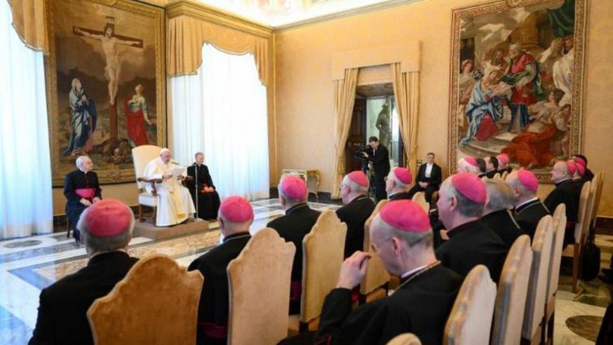 Paus Franciscus tijdens zijn toespraak tot de bisschoppen van de EU, onder wie bisschop Lode Aerts © Vatican Media