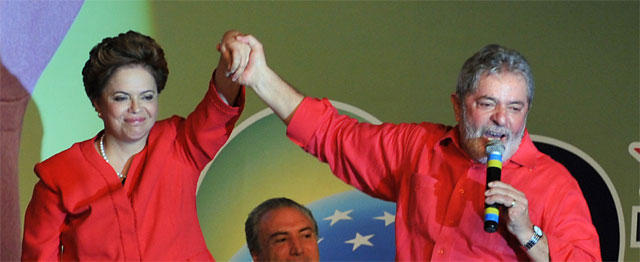 Pres.Rousseff (l.) oud-pres. Lula (r.). Foto: Valter Campanato/ABr