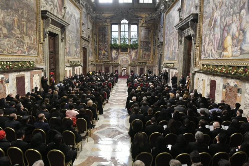 De diplomaten waren afkomstig uit 183 landen, plus de EU en de Orde van Malta © Vatican Media