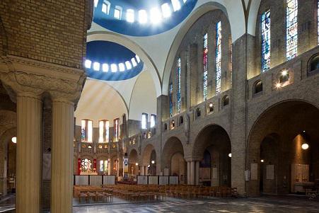 binnezicht kerk Kristus Koning 