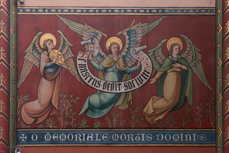 De engelen bejubelen het Heilig Sacrament in het hoogkoor. © Luc Vandekerckove.
