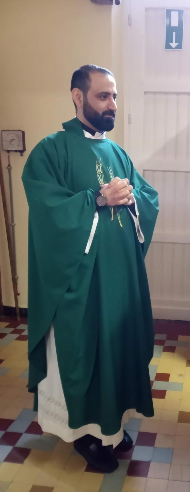 Wij begroeten met blijdschap onze nieuw toekomstige pastoor-administrator ELIAN GHANEM.  