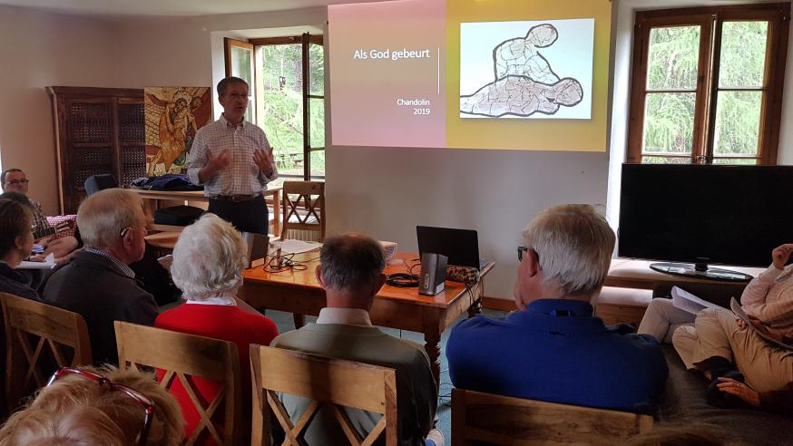 Antoon Arens aan het woord tijdens Chandolin 2019 © CCV Gent - Gezinvolgeloven