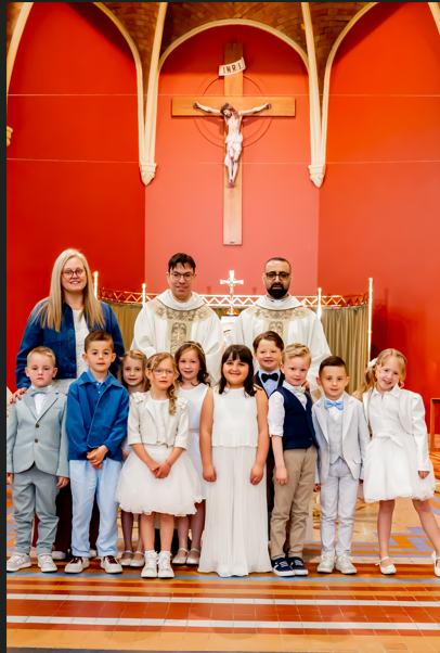 Eerste communievieringen in onze pastorale eenheid. 