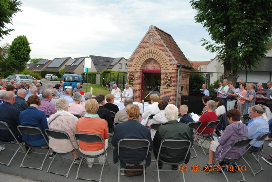 openluchtviering kapel grammene 