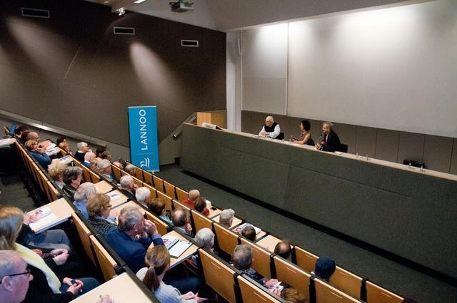 In debat bij boekvoorstelling van Ujtgeverij Lannoo © Philippe Keulemans In debat bij boekvoorstelling van Ujtgeverij Lannoo © Philippe Keulemans