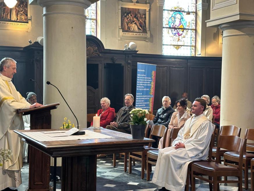 5 jaar koster angelo 