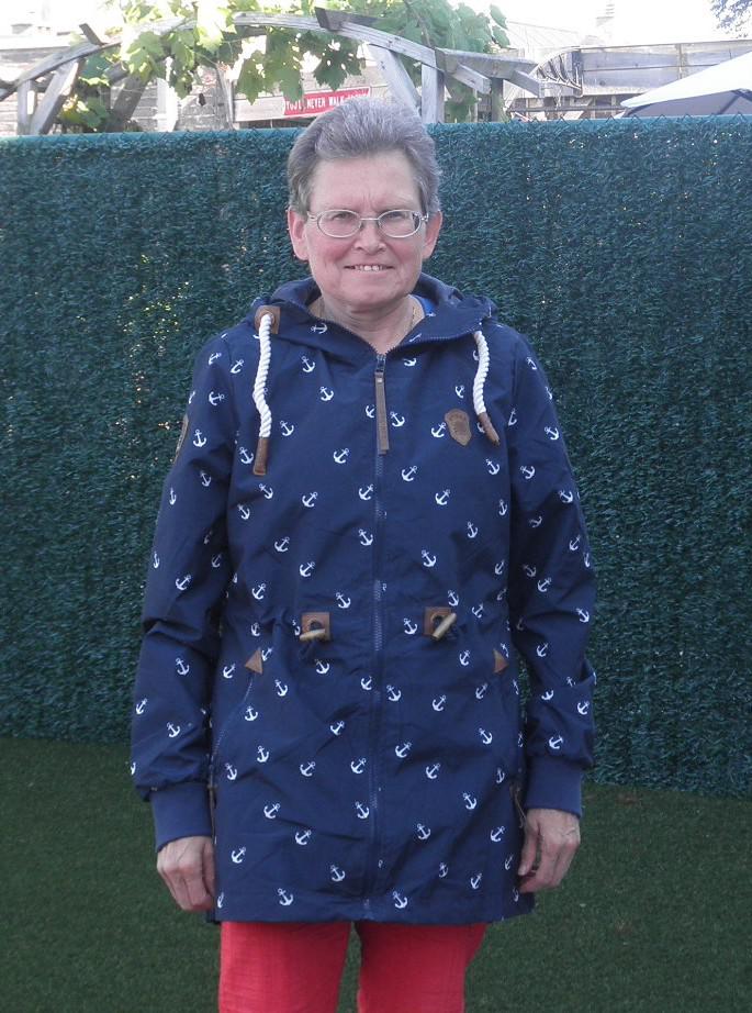 Een jas met ankertjes 