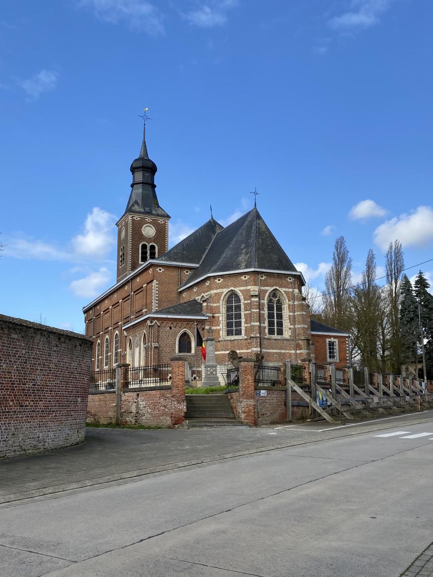 Kerk Kersbeek (oostzijde) 