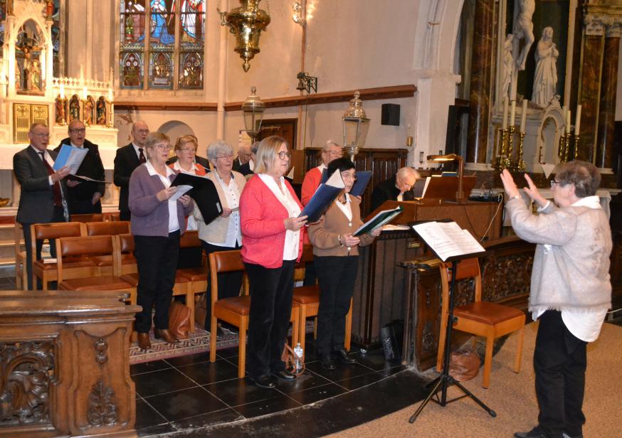 Kerkkoor Moerbeke-Eksaarde © Nora Van Renterghem