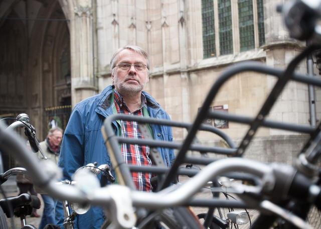 Leo Oosterveen: 'God, mens en wereld zijn geen concurrenten.' © Tony Van Galen