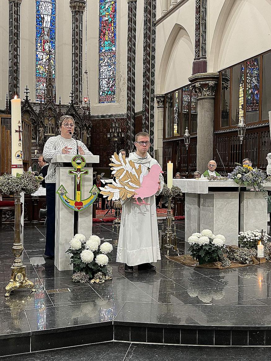 Kunstwerk november Broederschool Stekene_3 