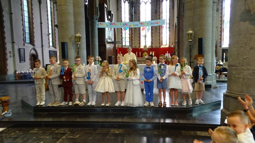 Eerste Communie Lettertuin en Regenboog © J. Follet