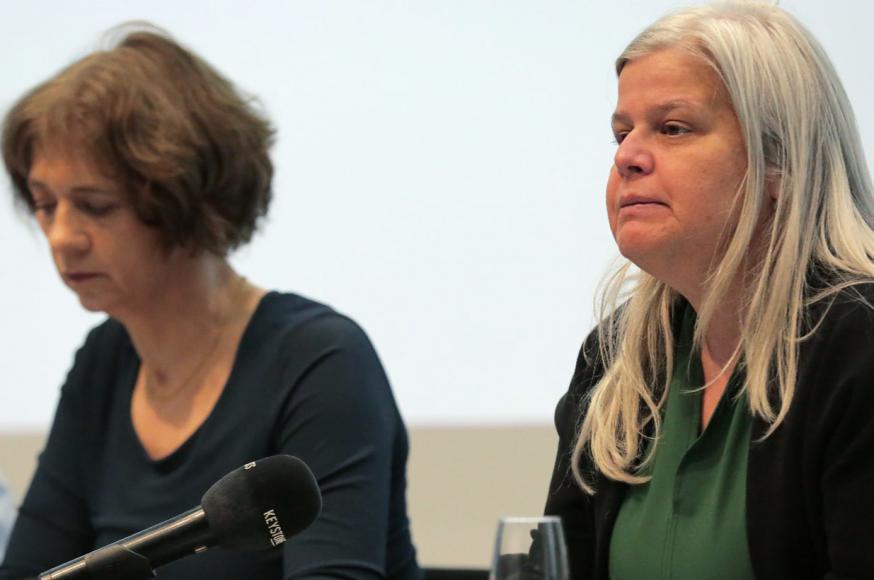 Marietta Meier en Monika Dommann bij de voorstelling van hun rapport © Kipa-Apic