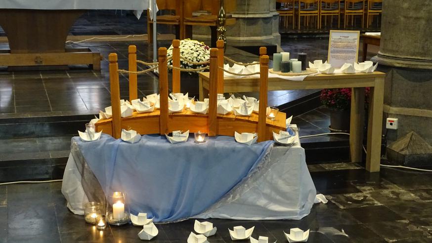 Gebedsdienst Meunyckenhof © J. Follet