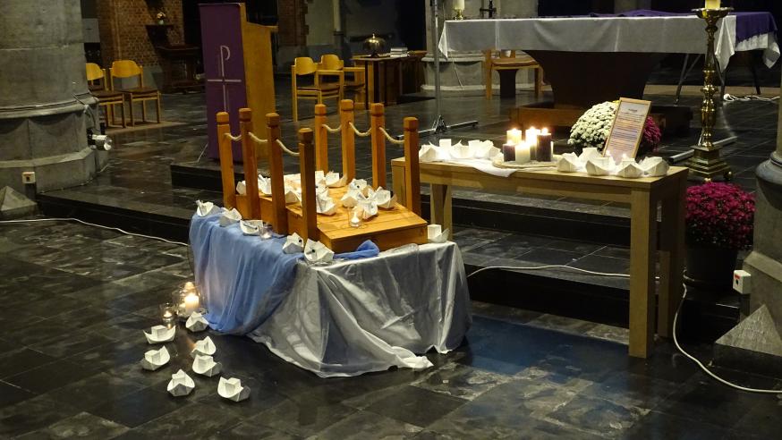 Gebedsdienst Meunyckenhof © J. Follet